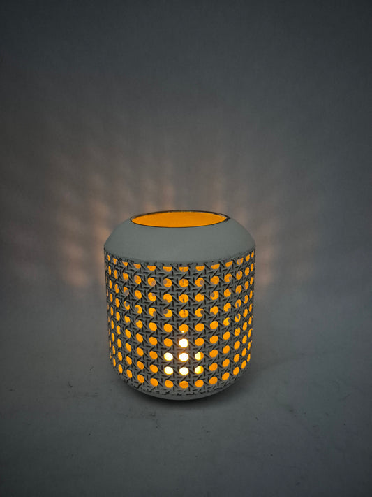 HW217 lantern