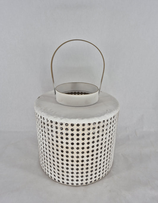 HW225 lantern