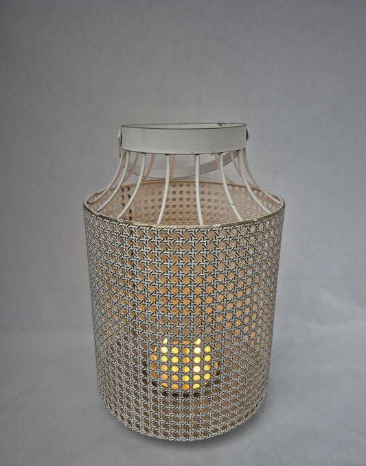 HW228 lantern